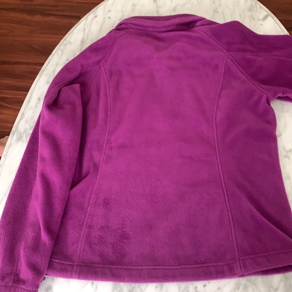Columbia Fleece beautiful plum/purple. Excellent condition. Full zipper. - Picture 4 of 4